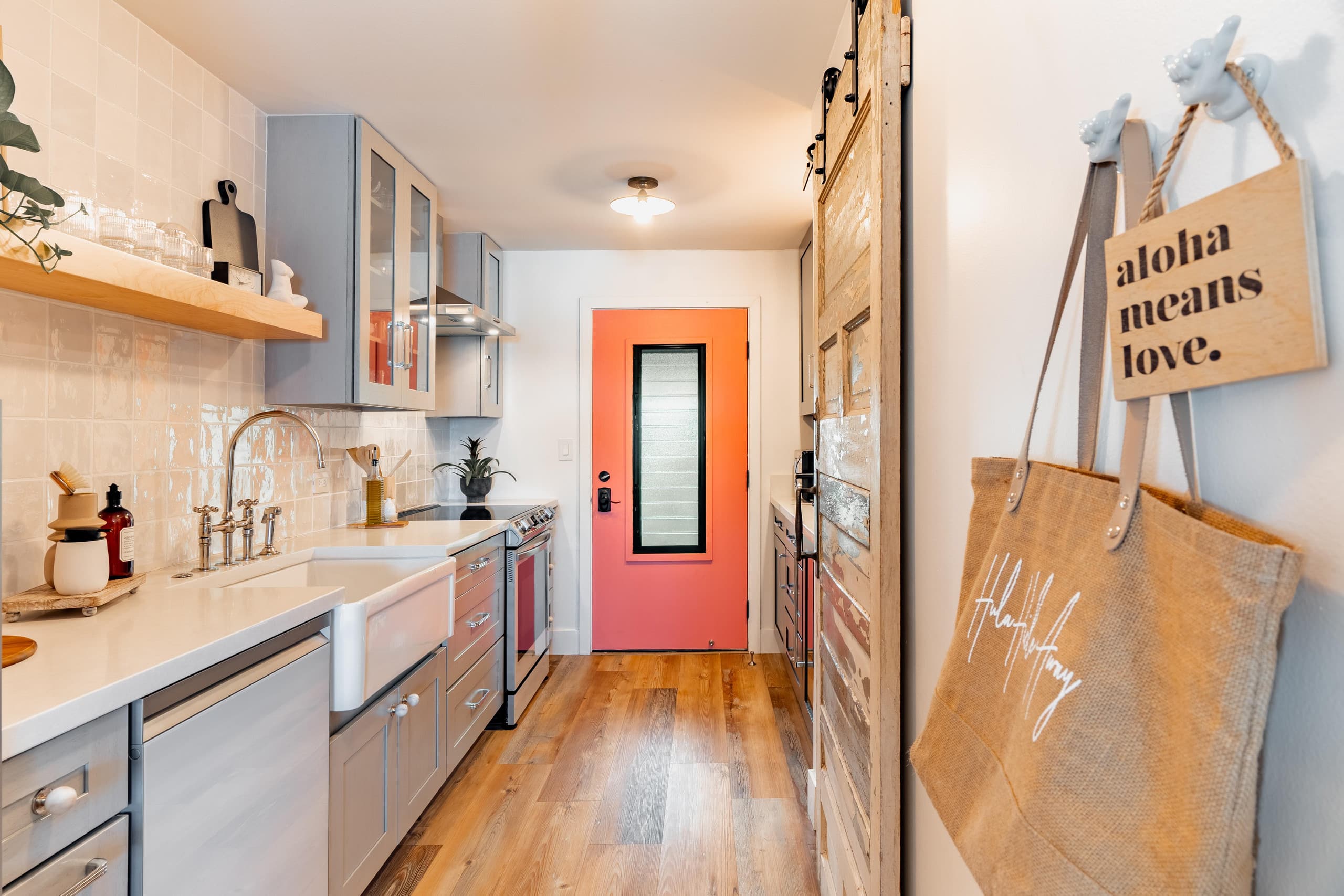 Condo in Lahaina · ★4.99 · 1 bedroom · 1 bed · 1 bath - Image 7