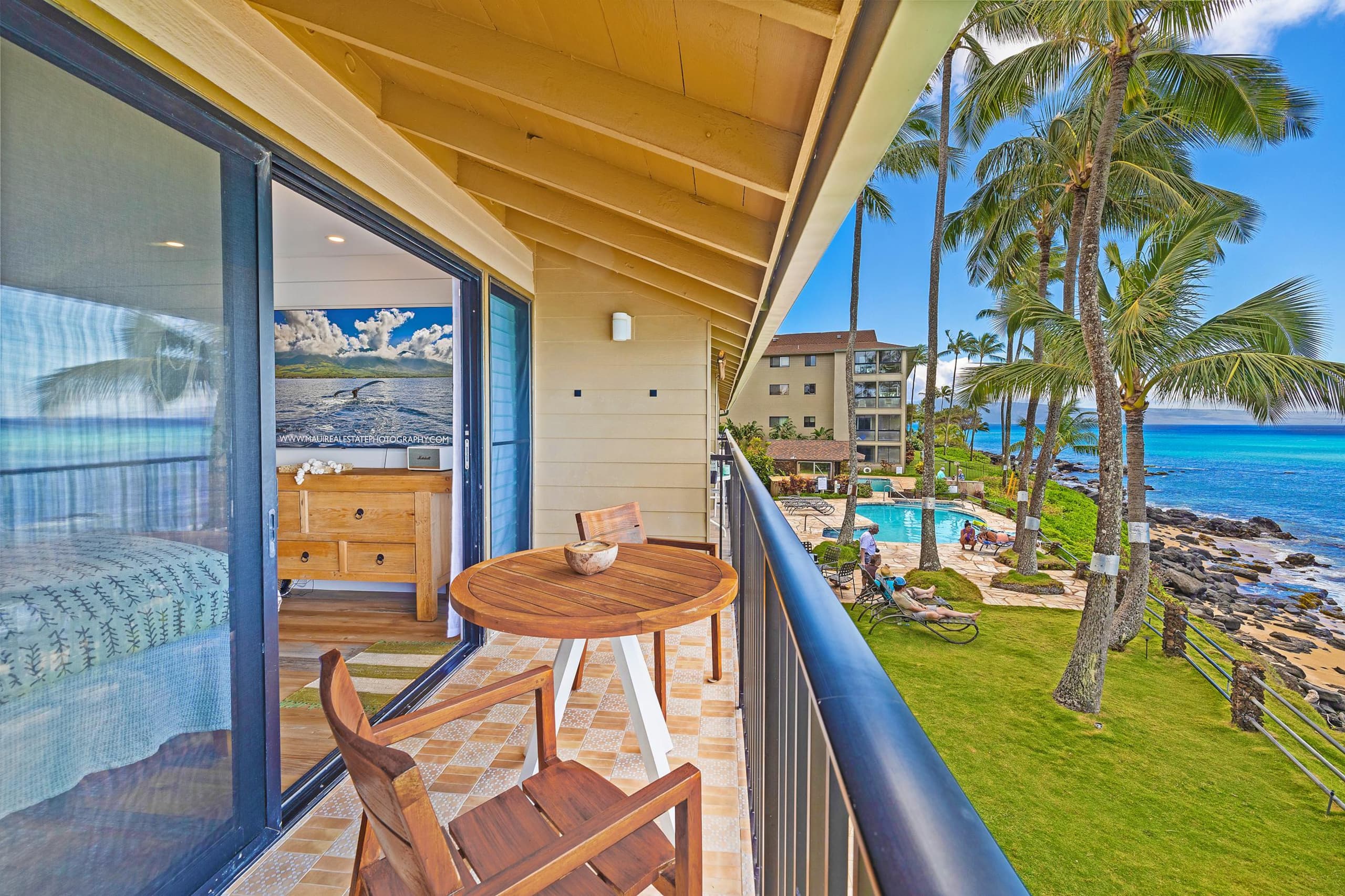Condo in Lahaina · ★4.99 · 1 bedroom · 1 bed · 1 bath - Image 9