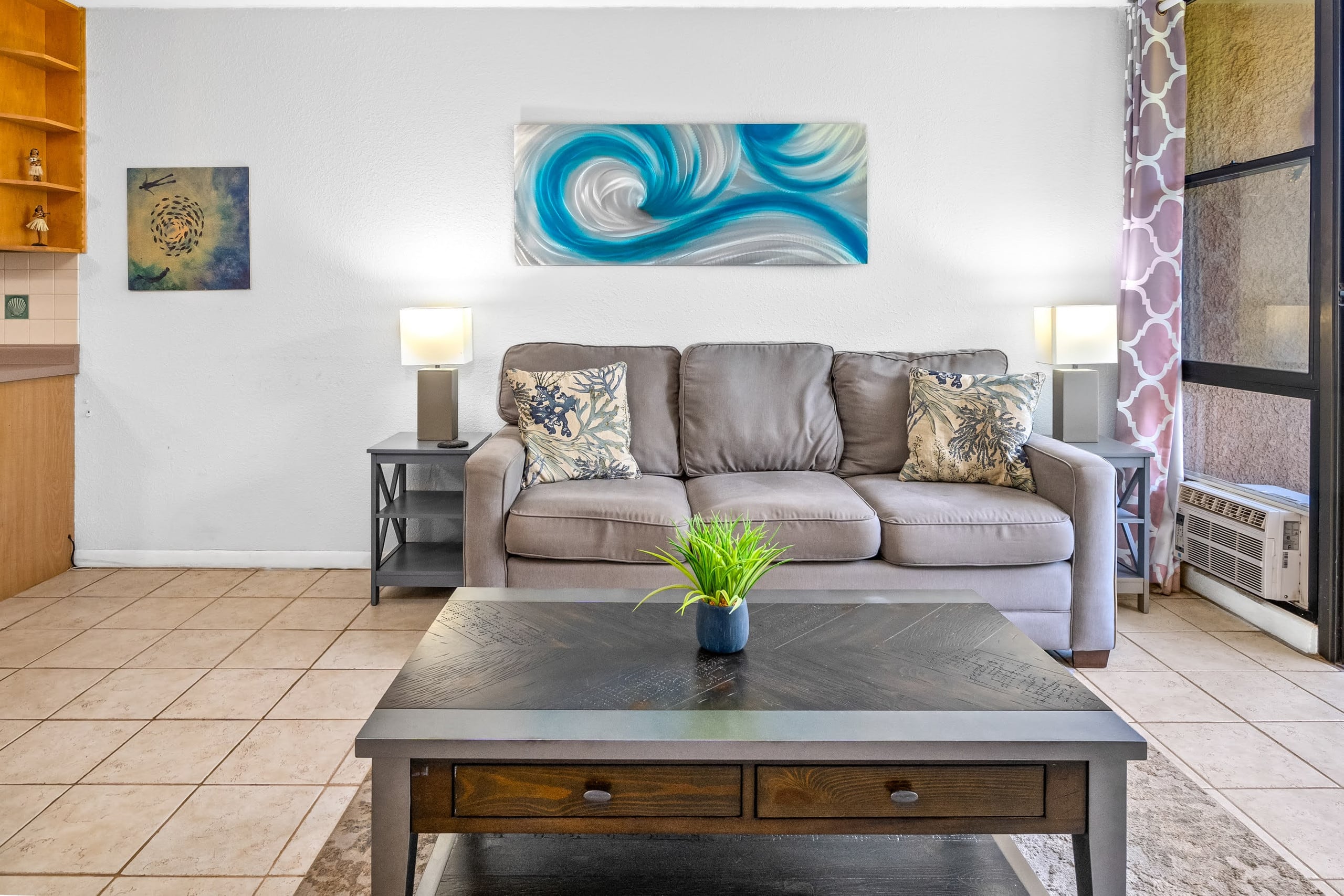 Condo in Kihei · ★4.84 · 1 bedroom · 2 beds · 1 shared bath - Image 6