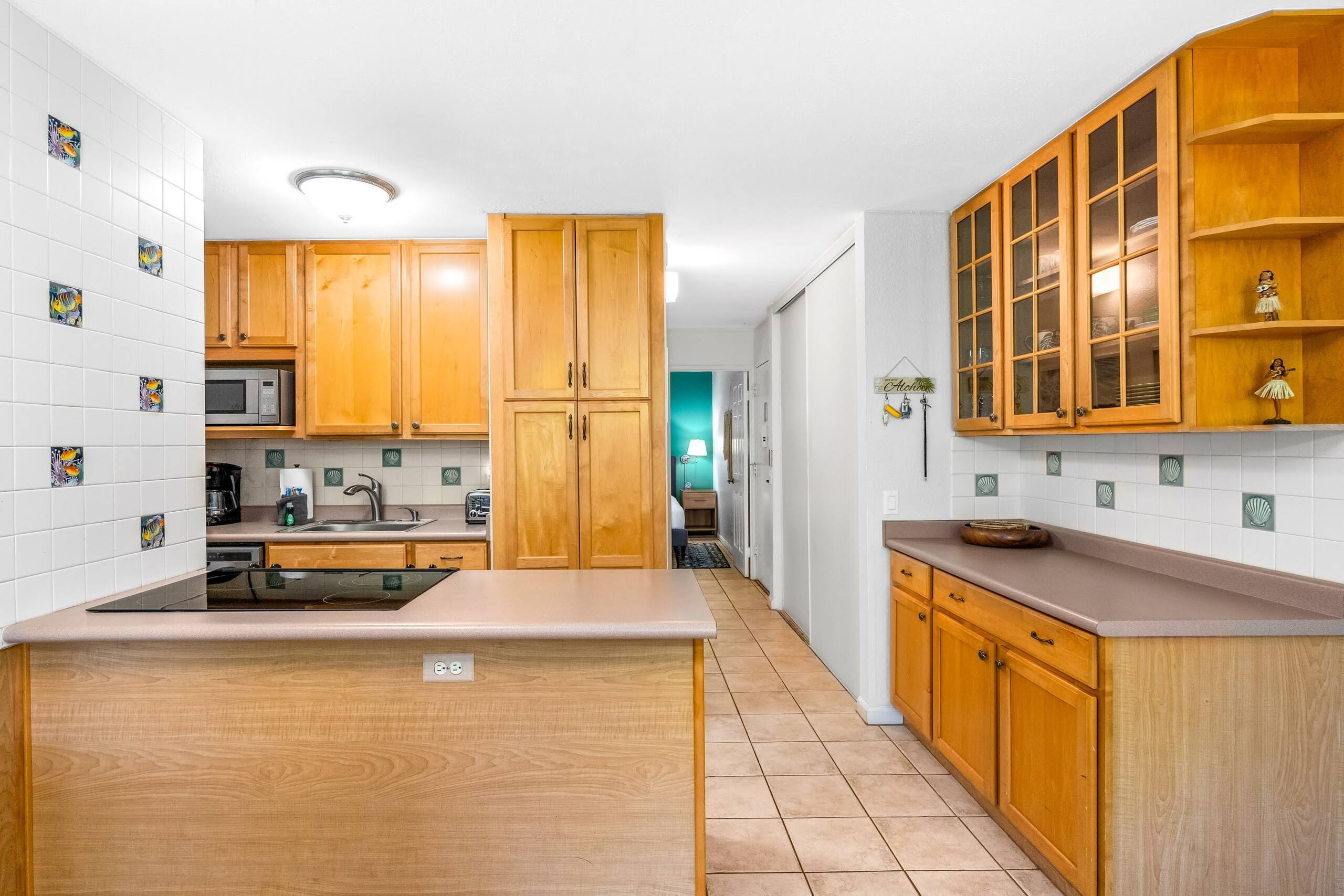 Condo in Kihei · ★4.84 · 1 bedroom · 2 beds · 1 shared bath - Image 10