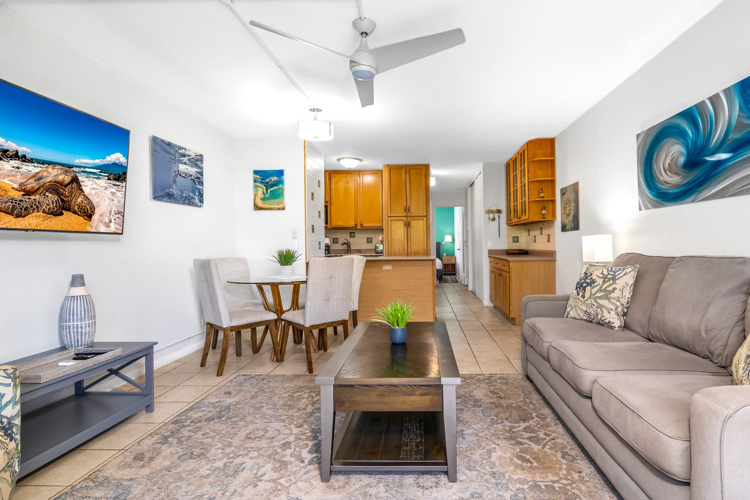 Condo in Kihei · ★4.84 · 1 bedroom · 2 beds · 1 shared bath - Image 8
