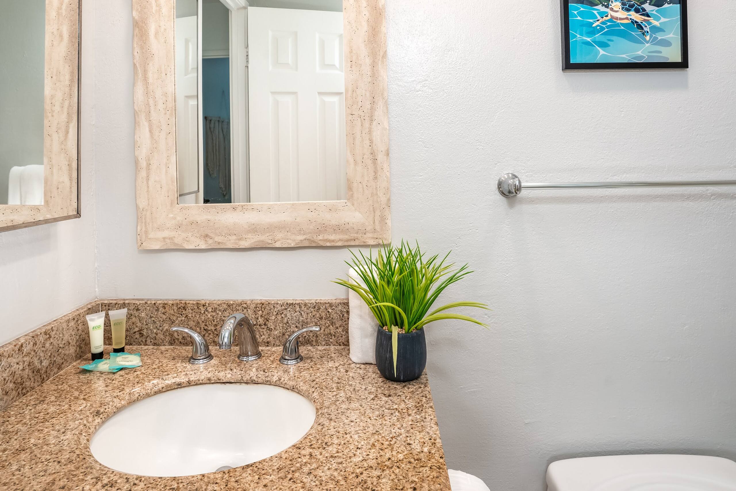 Condo in Kihei · ★4.84 · 1 bedroom · 2 beds · 1 shared bath - Image 22