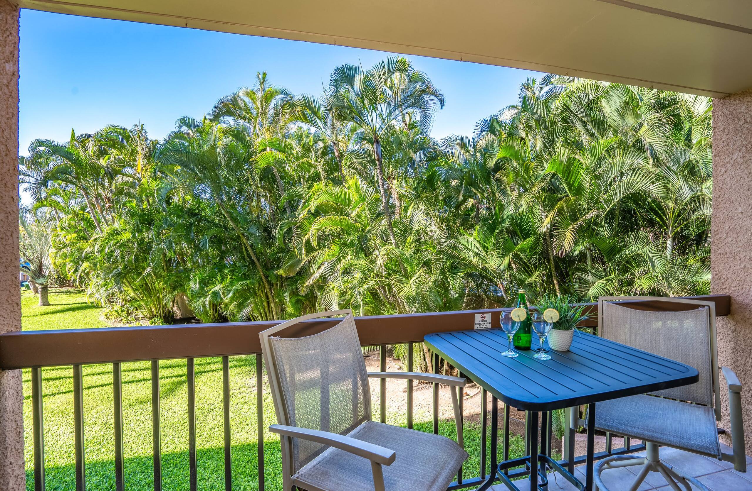 Condo in Kihei · ★4.84 · 1 bedroom · 2 beds · 1 shared bath - Image 25