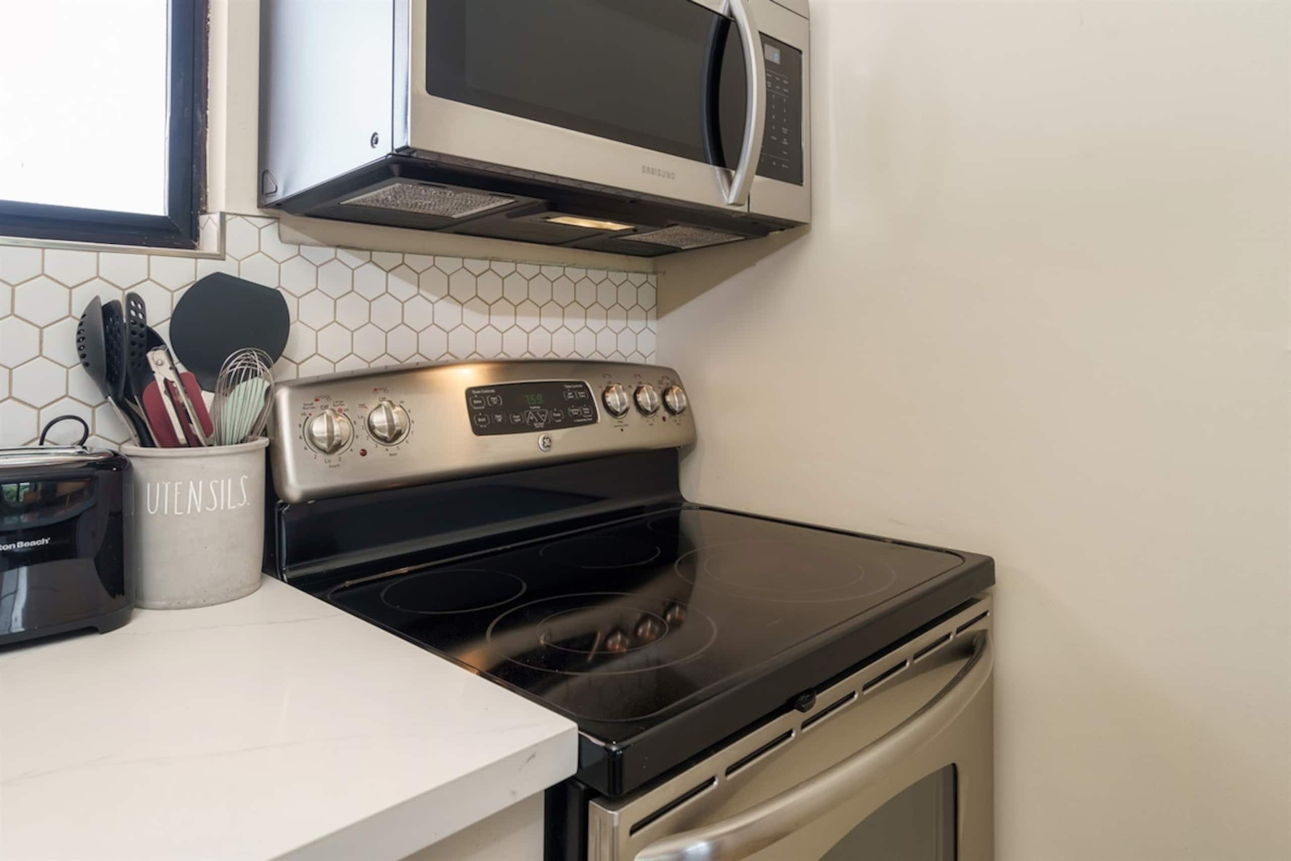 Condo in Kihei · ★4.75 · 1 bedroom · 2 beds · 1 bath - Image 13