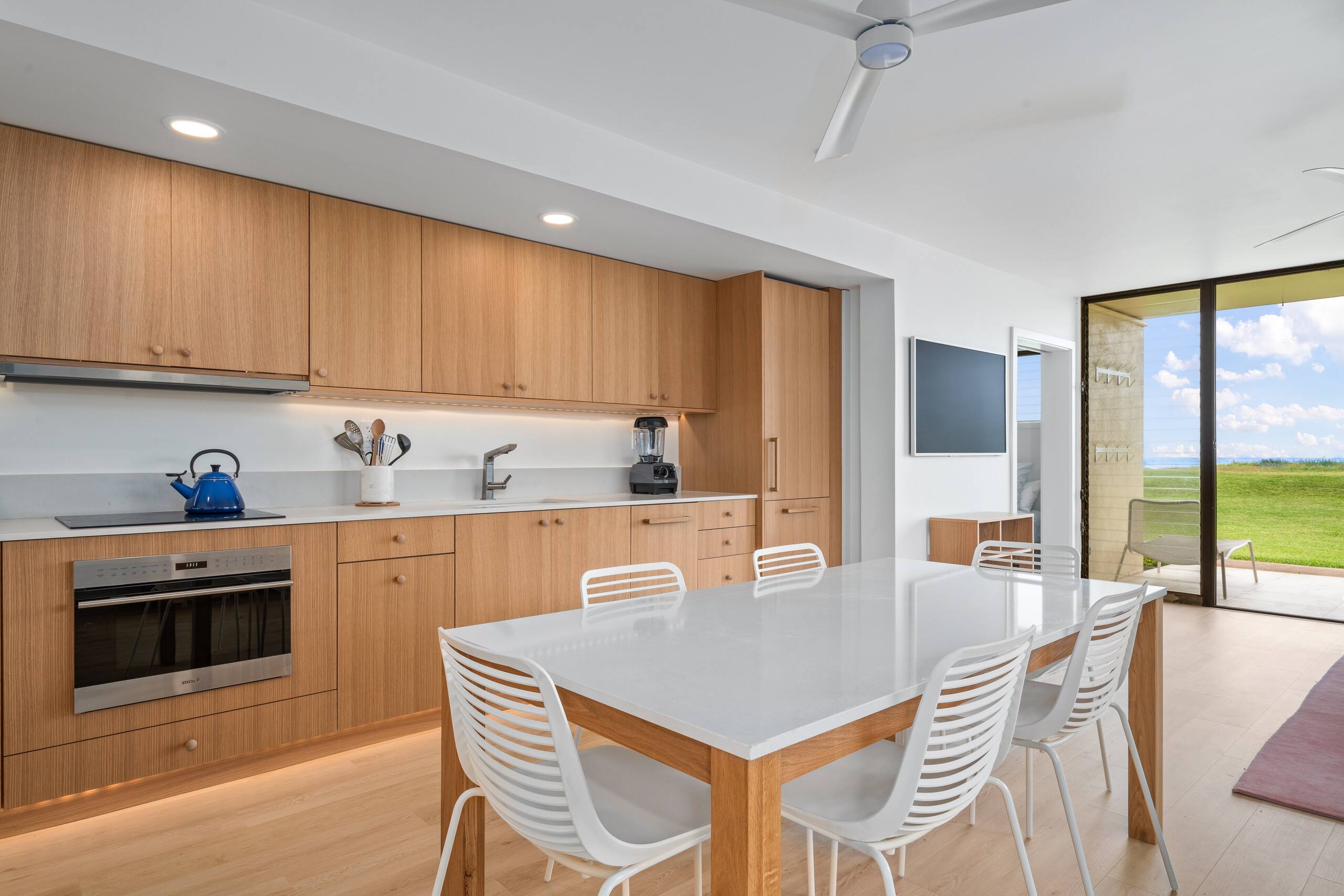 Deluxe Oceanfront Remodeled, Ground Floor WB126 - Image 7