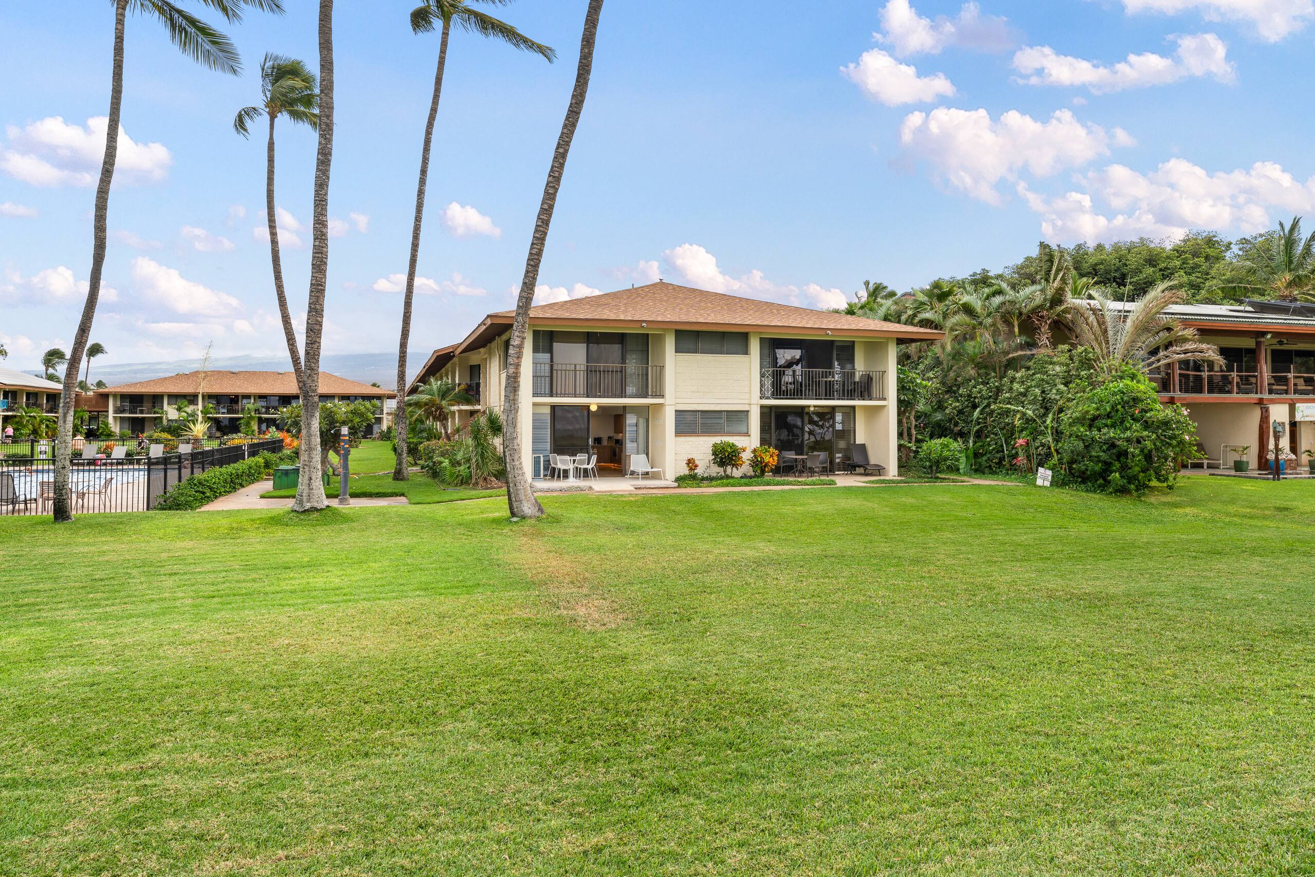 Deluxe Oceanfront Remodeled, Ground Floor WB126 - Image 55