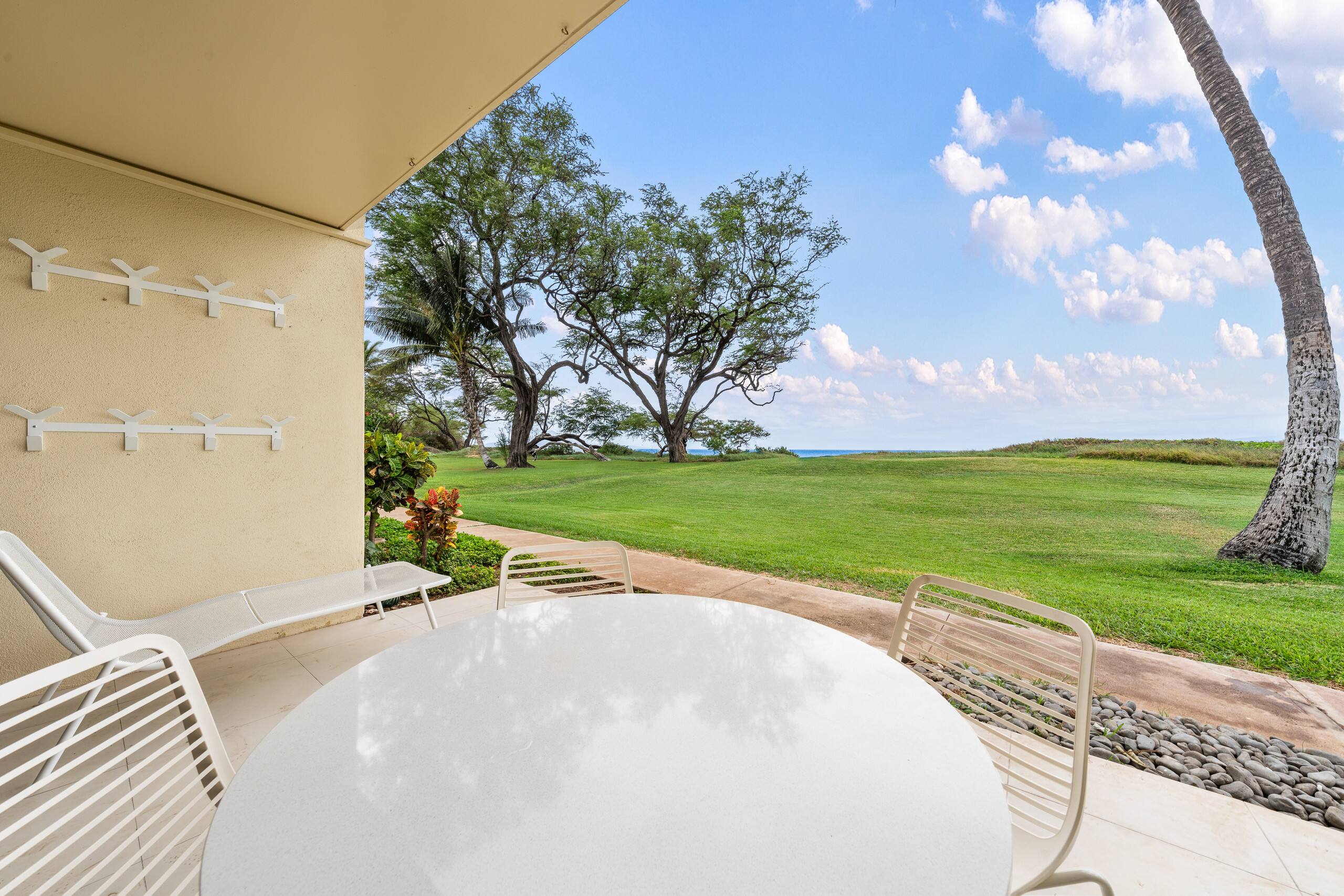 Deluxe Oceanfront Remodeled, Ground Floor WB126 - Image 41