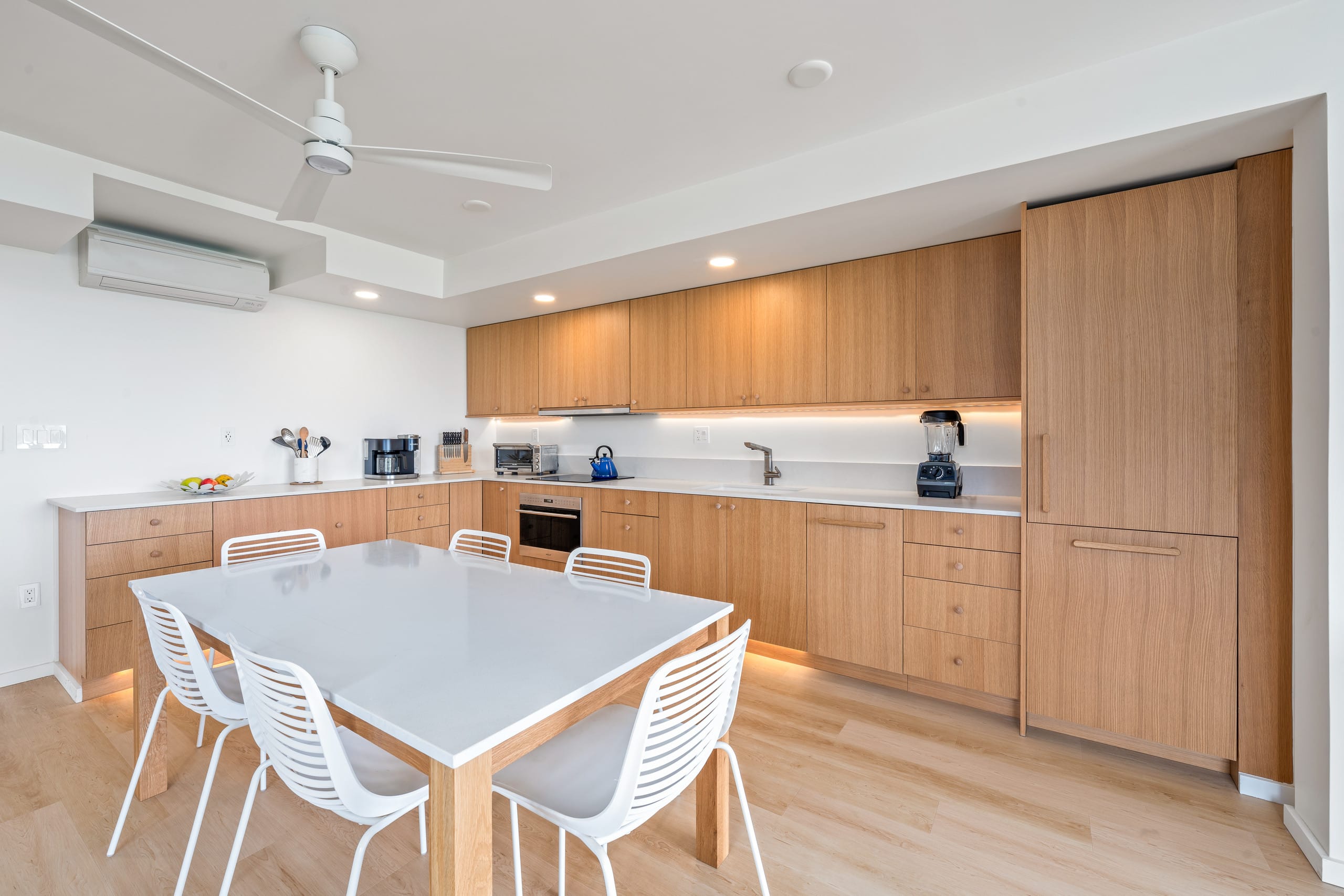 Deluxe Oceanfront Remodeled, Ground Floor WB126 - Image 14