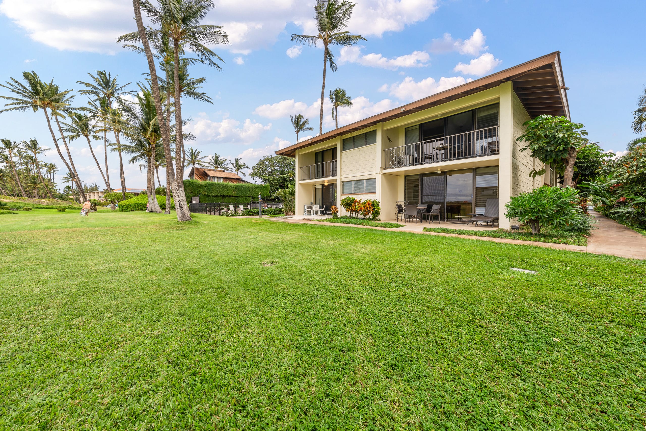 Deluxe Oceanfront Remodeled, Ground Floor WB126 - Image 50