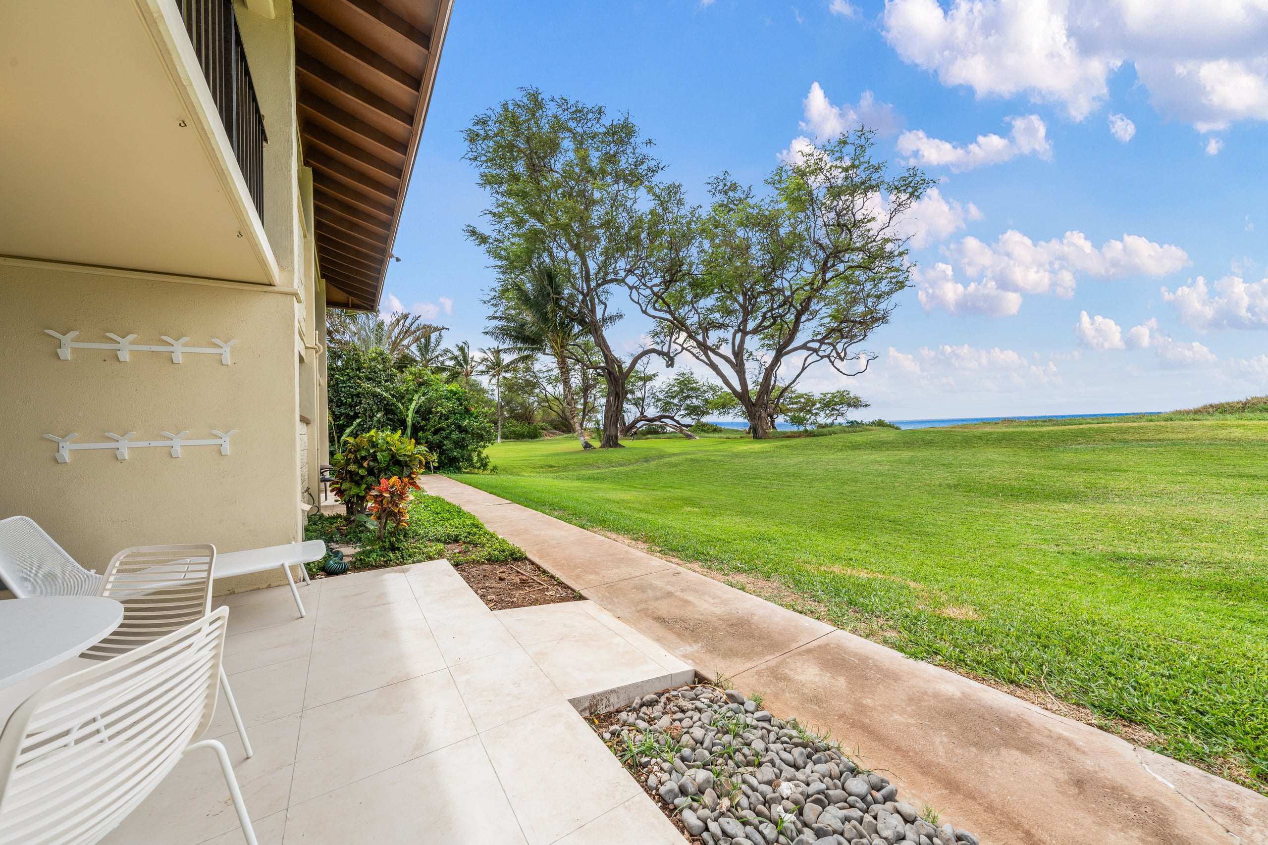 Deluxe Oceanfront Remodeled, Ground Floor WB126 - Image 40
