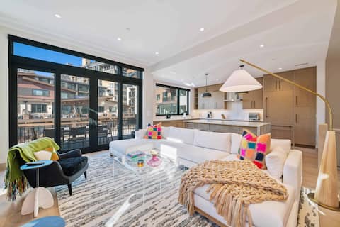 One Riverfront Townhome 13