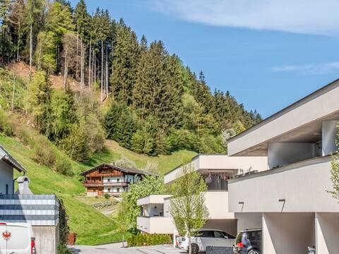 Studio with garden terrace close to the ski bus