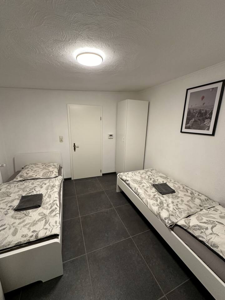 MG01 Schönes Apartment am Wasserturm Rheydt