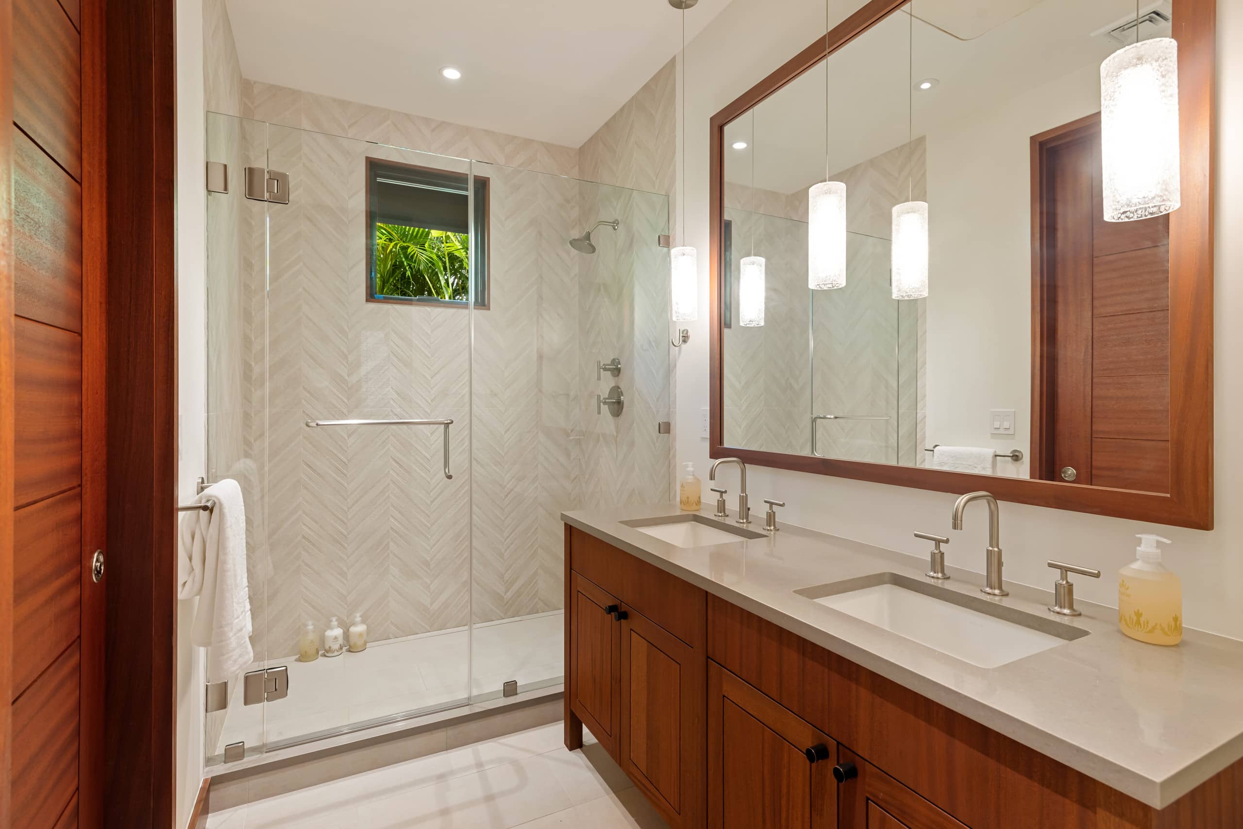 Home in Koloa · ★5.0 · 5 bedrooms · 8 beds · 5.5 baths - Photo 26