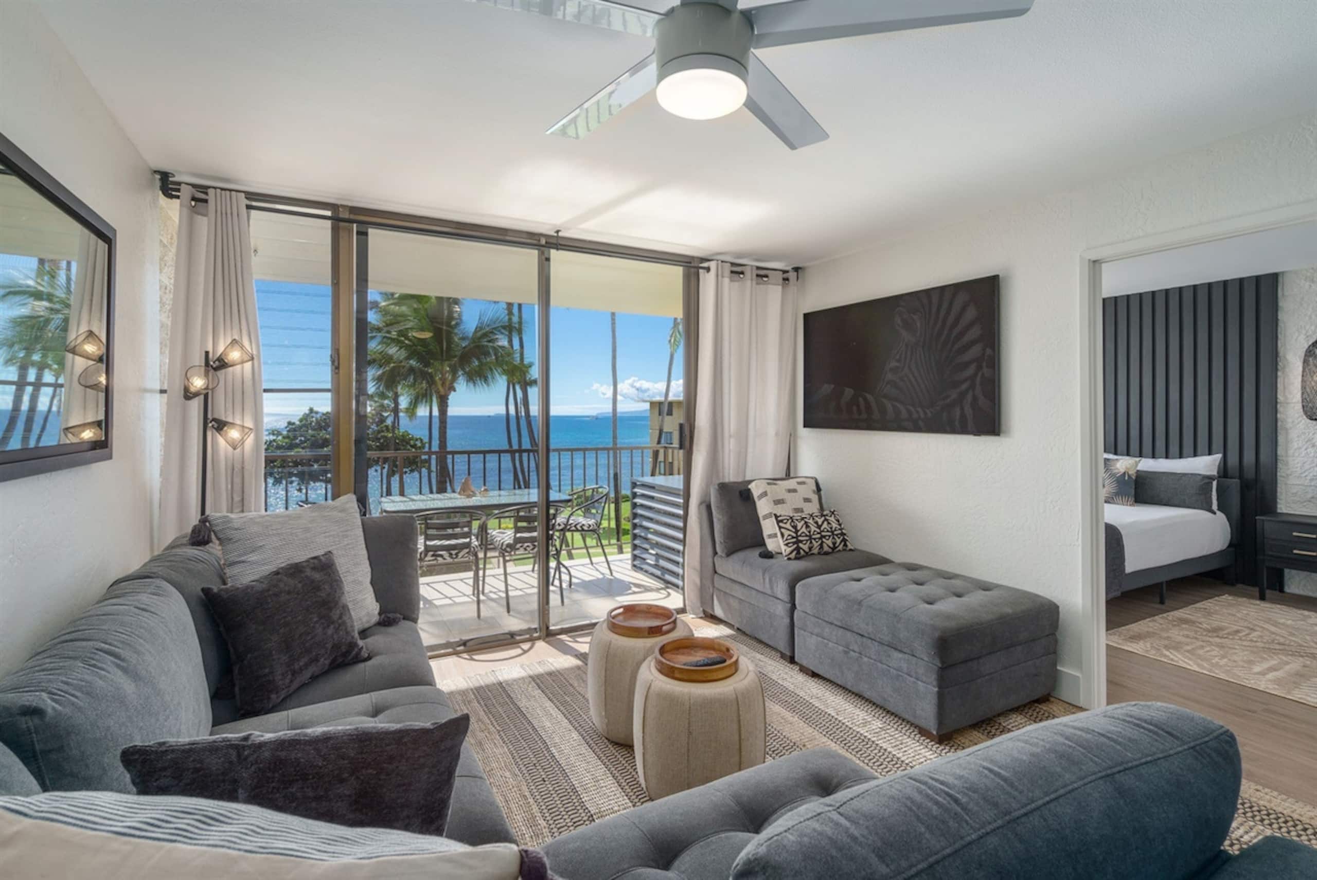Condo in Wailuku · ★4.98 · 2 bedrooms · 4 beds · 2 baths - Image 3
