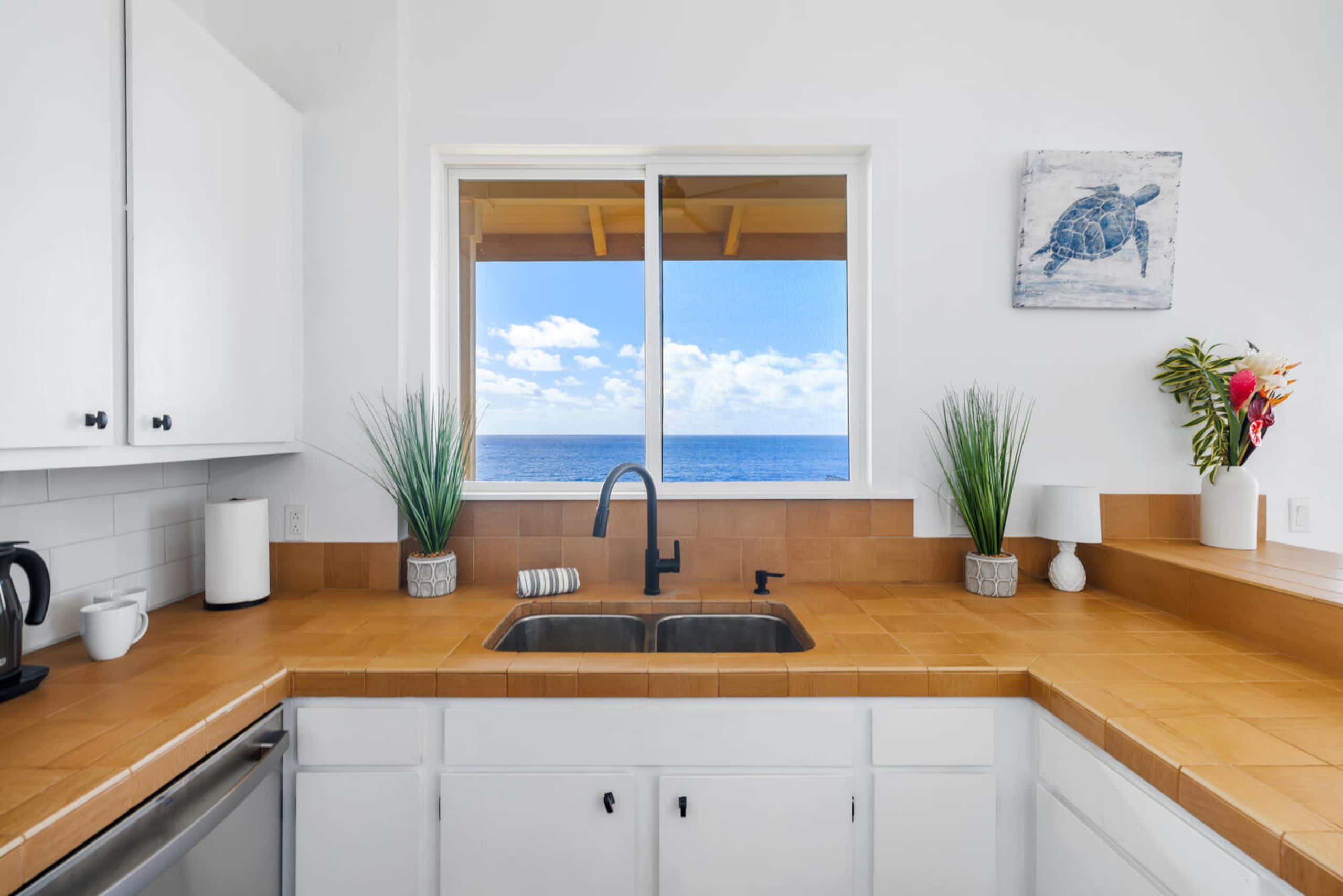 Home in Koloa · ★4.86 · 2 bedrooms · 4 beds · 2 baths - Image 7