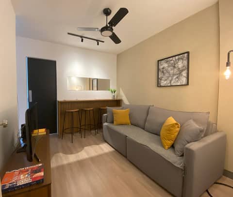 1 quarto, Centro, Cambuí, Guanabara, Vaga Garagem