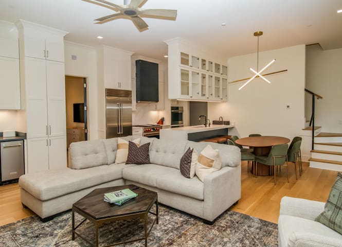 Apex ShortTerm Stays managed Airbnb listing 1