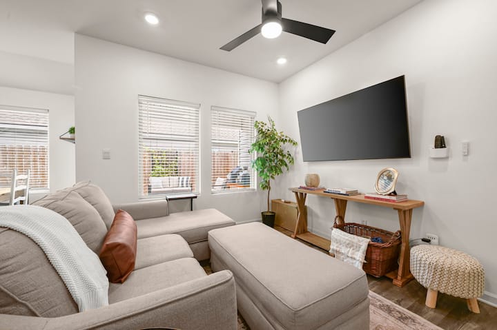 Gonzales Home Near Hwy 30/44 & I-10 | Sleeps 6 - Sorrento, LA