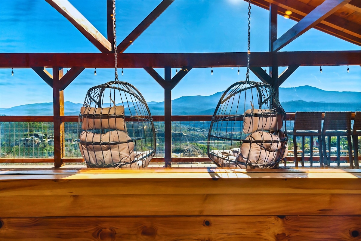 Views•HotTub•3 King Suites•Near Downtown