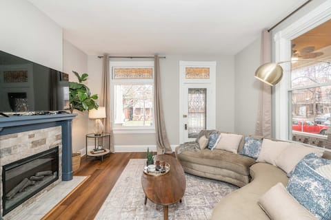 The Grand Elm House – Updated 4 BDR Close to City!