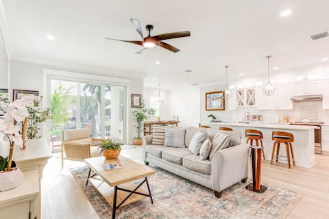 Private Pool: Waterfront Stuart Townhome!