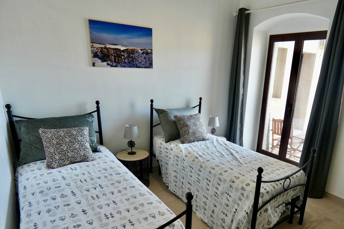 Ვილა-დოლჩე-ვალიე - რაგუსა ეტნა