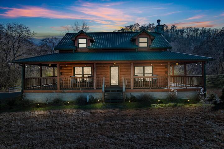 Creeks Cabin Luxury Retreat 15 Min to Downtown gallery image 5