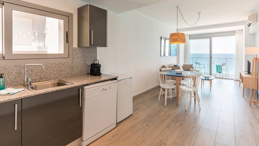 Pierre&Vacances-Appart4 pers – 2 chambres- Vue mer gallery image 3