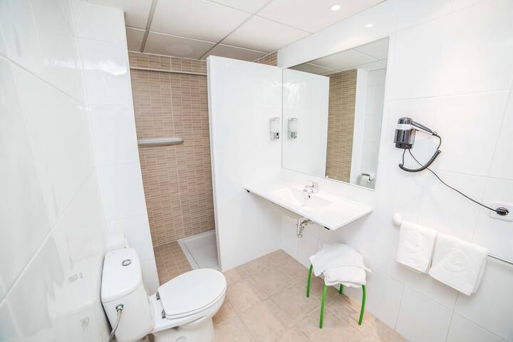 Pierre&Vacances-Apt 6 persons- 2 rooms- balcony gallery image 4