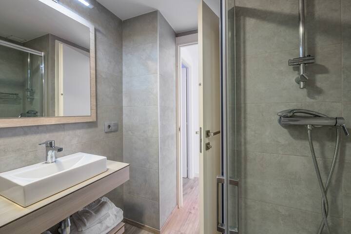 Pierre&Vacances-Appart 5 pers – 2 chambres- Balcon gallery image 5