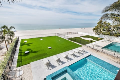 Luxury Beachfront Home with Pool, Golf Cart and