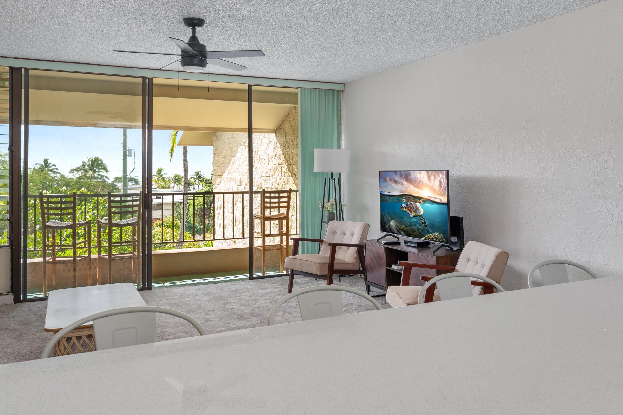 Condo in Kailua-Kona · ★4.78 · 1 bedroom · 2 beds · 1 bath - Image 4