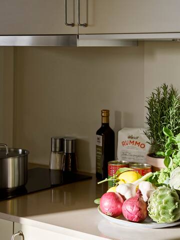 Hotel Loft Apartment for 6 gallery image 5