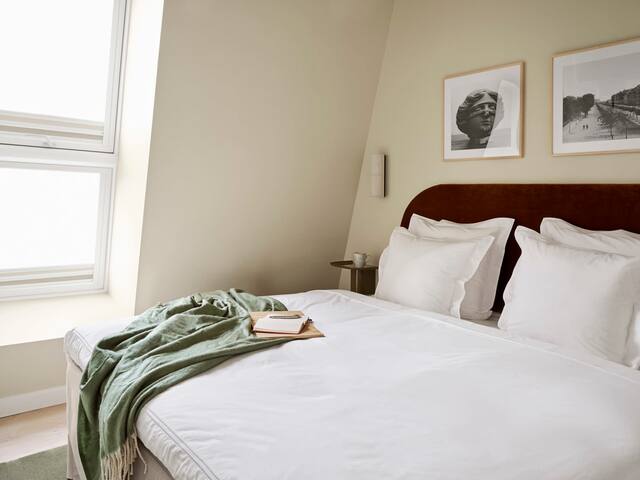 Inner Courtyard Loft Hotel Apartment gallery image 2