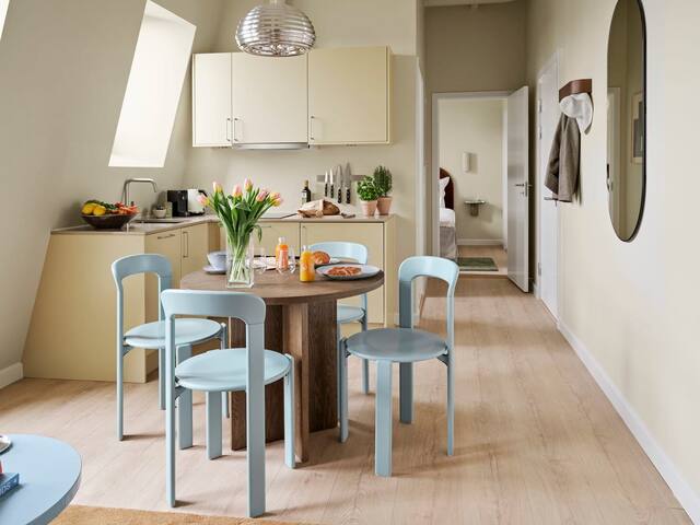 Inner Courtyard Loft Hotel Apartment gallery image 3