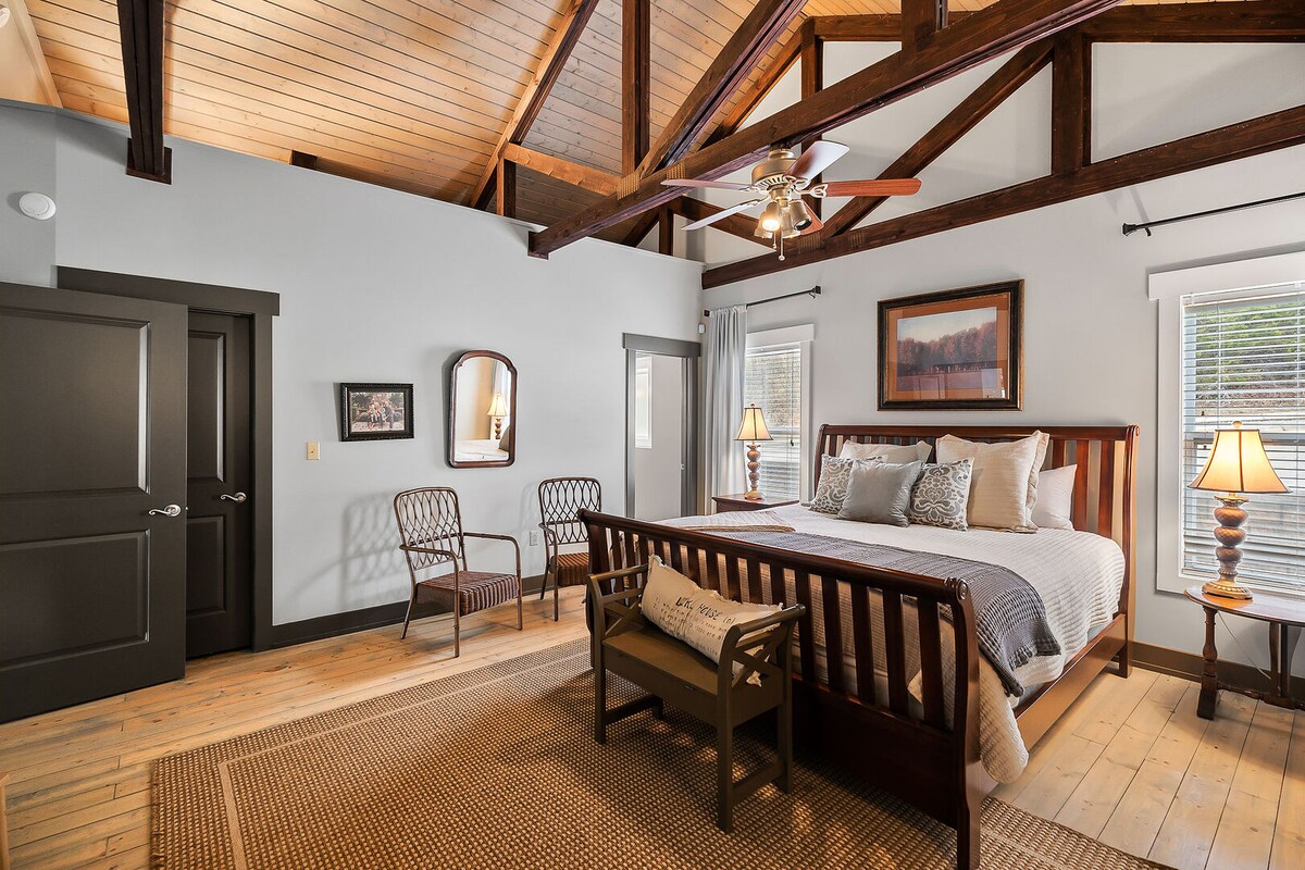 Center Hill Wakehouse - Chalets for Rent in Smithville, Tennessee