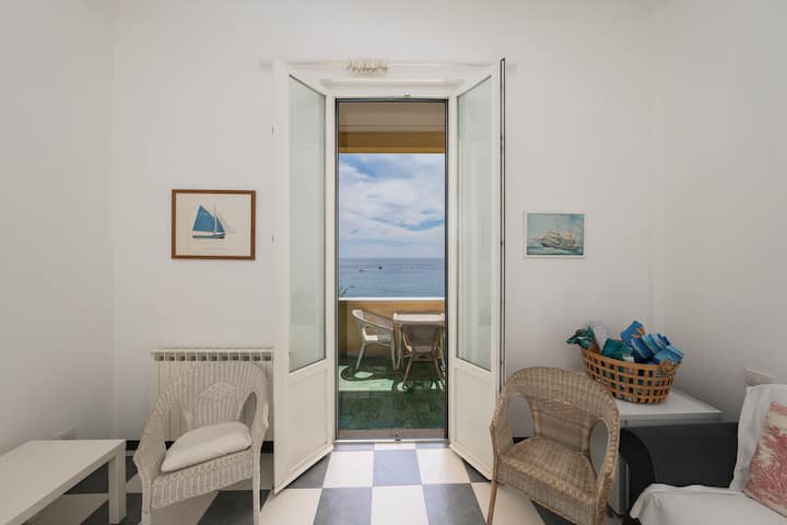 Bouganville House In The Center - Amazing Sea View - Monterosso al Mare