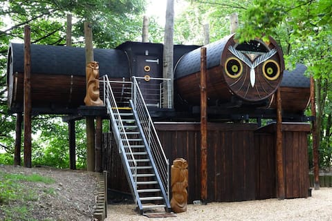 Sleep in the Trees - Hot Tub, Sauna and Slide