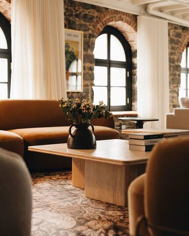 Dream 2 floor Penthouse|4BD-4BA|Old Mtl gallery image 5