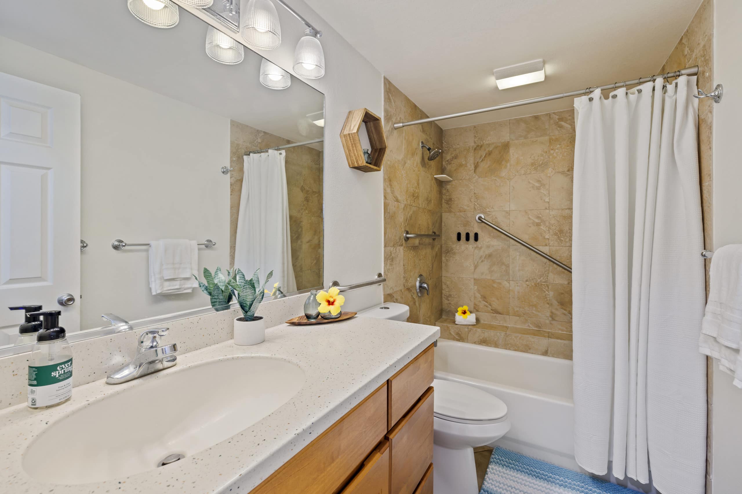 Condo in Koloa · ★4.8 · 2 bedrooms · 2 beds · 2 baths - Image 15