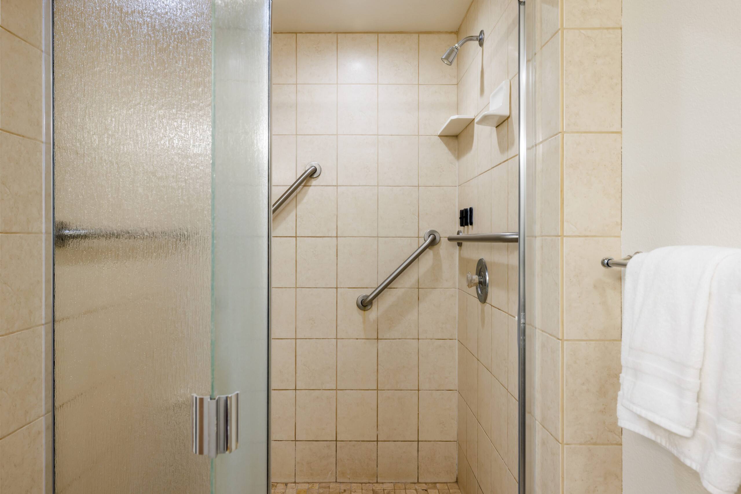 Condo in Koloa · ★4.8 · 2 bedrooms · 2 beds · 2 baths - Image 11