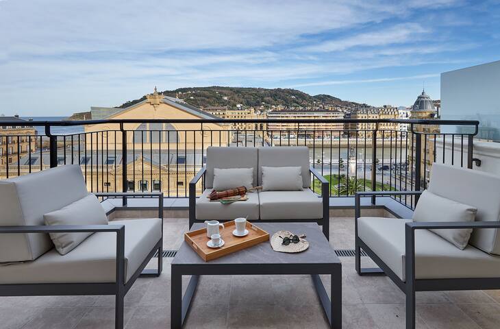 Eki Terrace by FeelFree Rentals gallery image 2