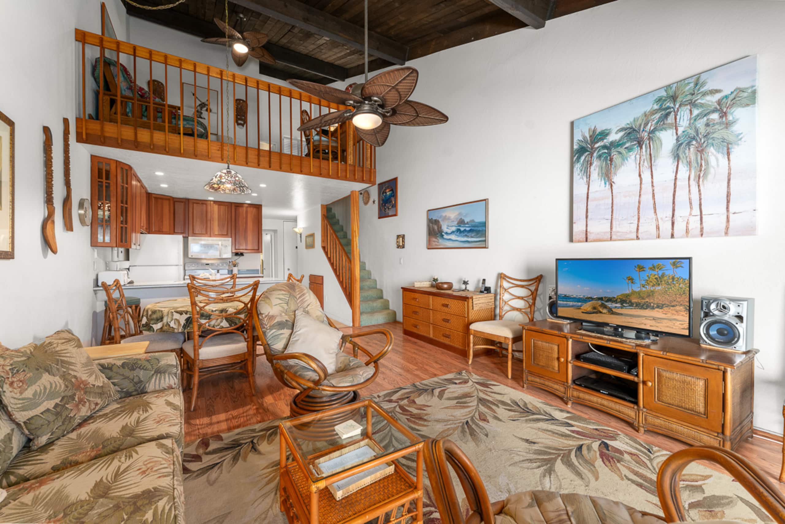 Conveniently located two bedroom two bath HK319 - Image 2
