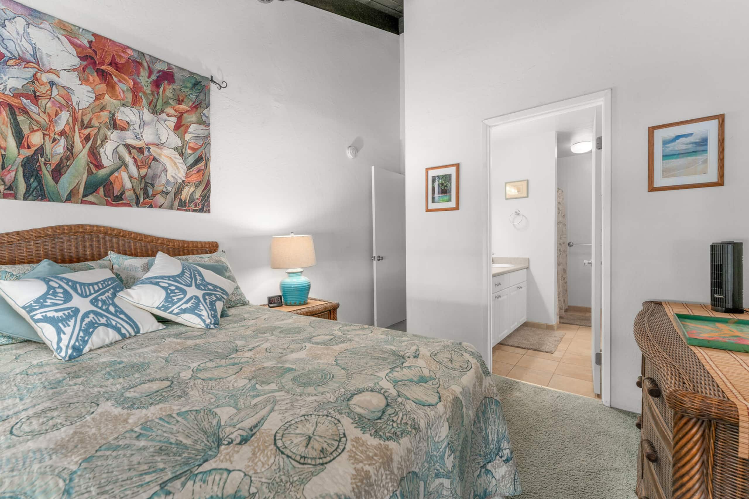 Conveniently located two bedroom two bath HK319 - Image 31