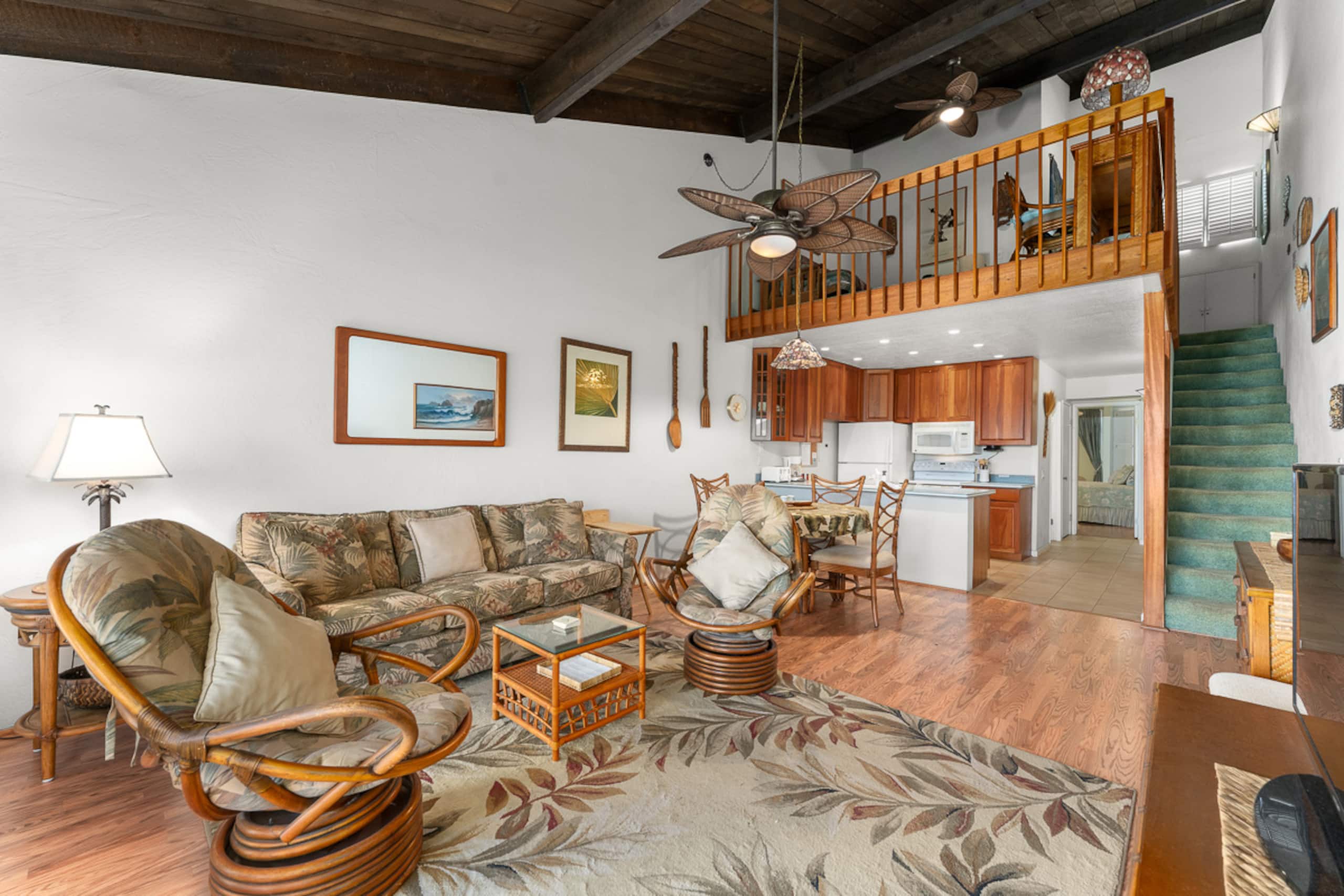 Conveniently located two bedroom two bath HK319 - Image 1