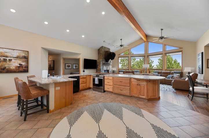 TrailHound managed Airbnb listing 2