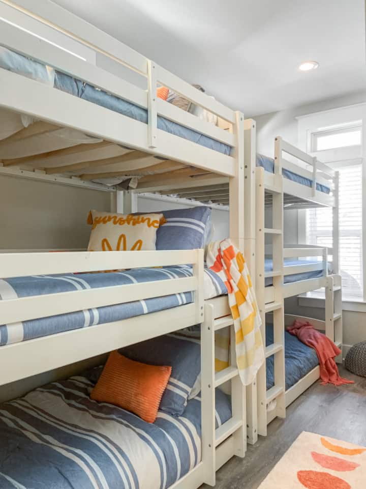 На овој кат се наоѓа и саканата соба на спрат!