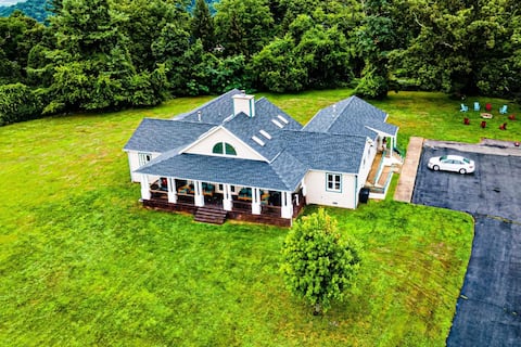 Luxurious 9Bed Mountaintop Villa