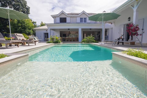 Villa Saint Vincent by Habitation Saint Charles